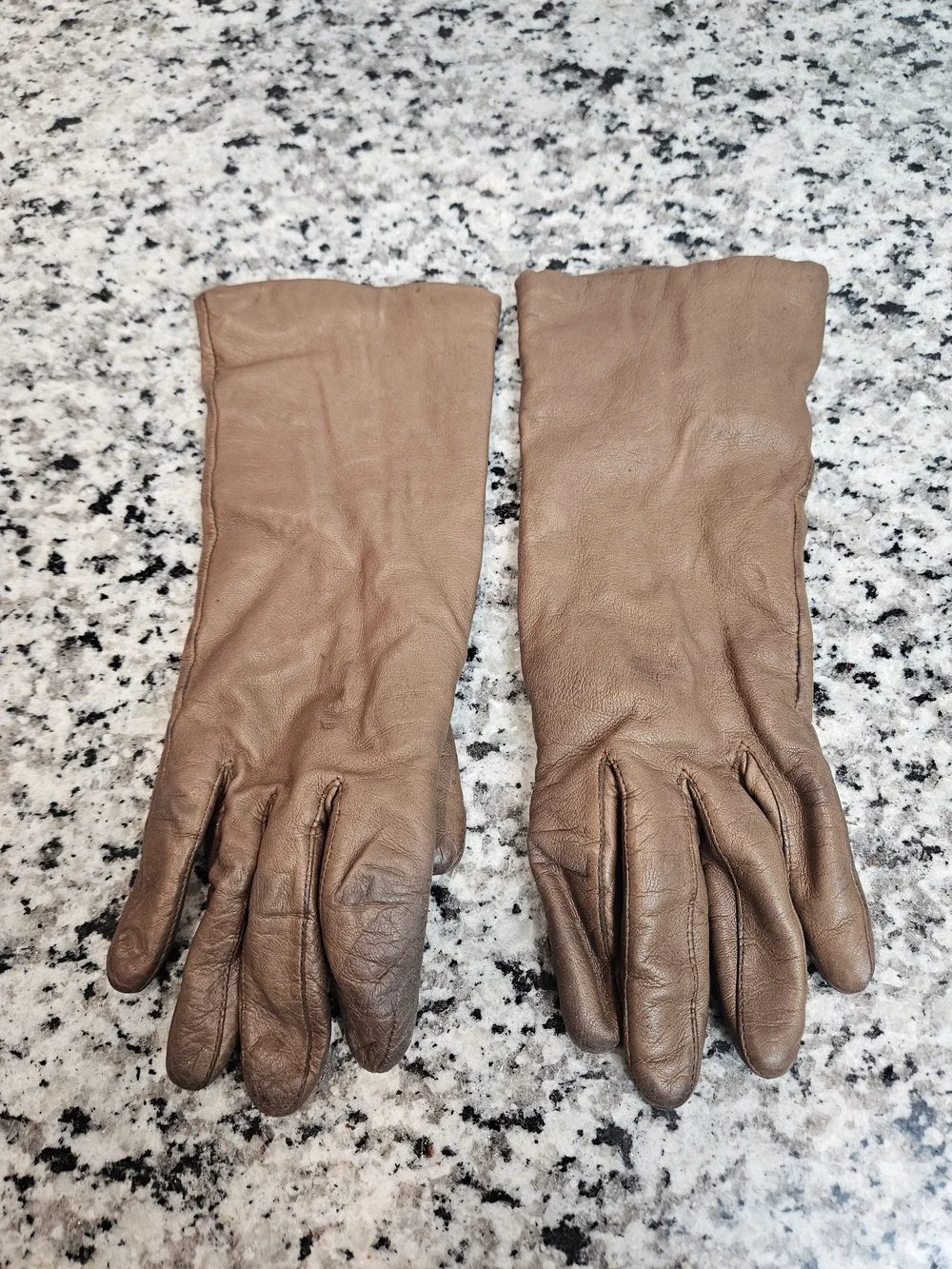 Women's Brown Leather Dress Gloves - Classic Sophistication